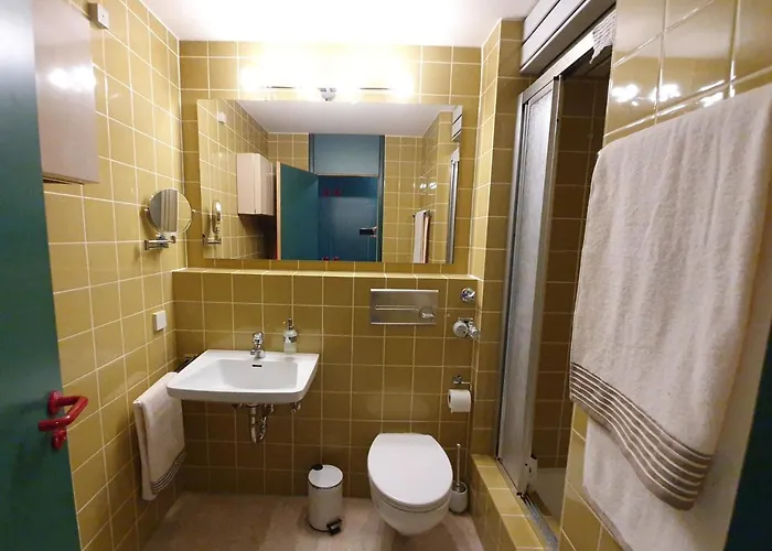 Sofia * באלדרשוואנג